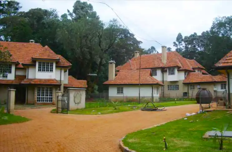 Ancilliary Infrastructure & Residential houses 10 Units